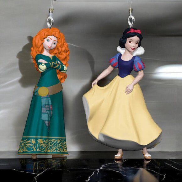 2024 Hallmark Ornament Mini Disney Princess Merida and Snow White Ornaments NIB - Picture 8 of 11
